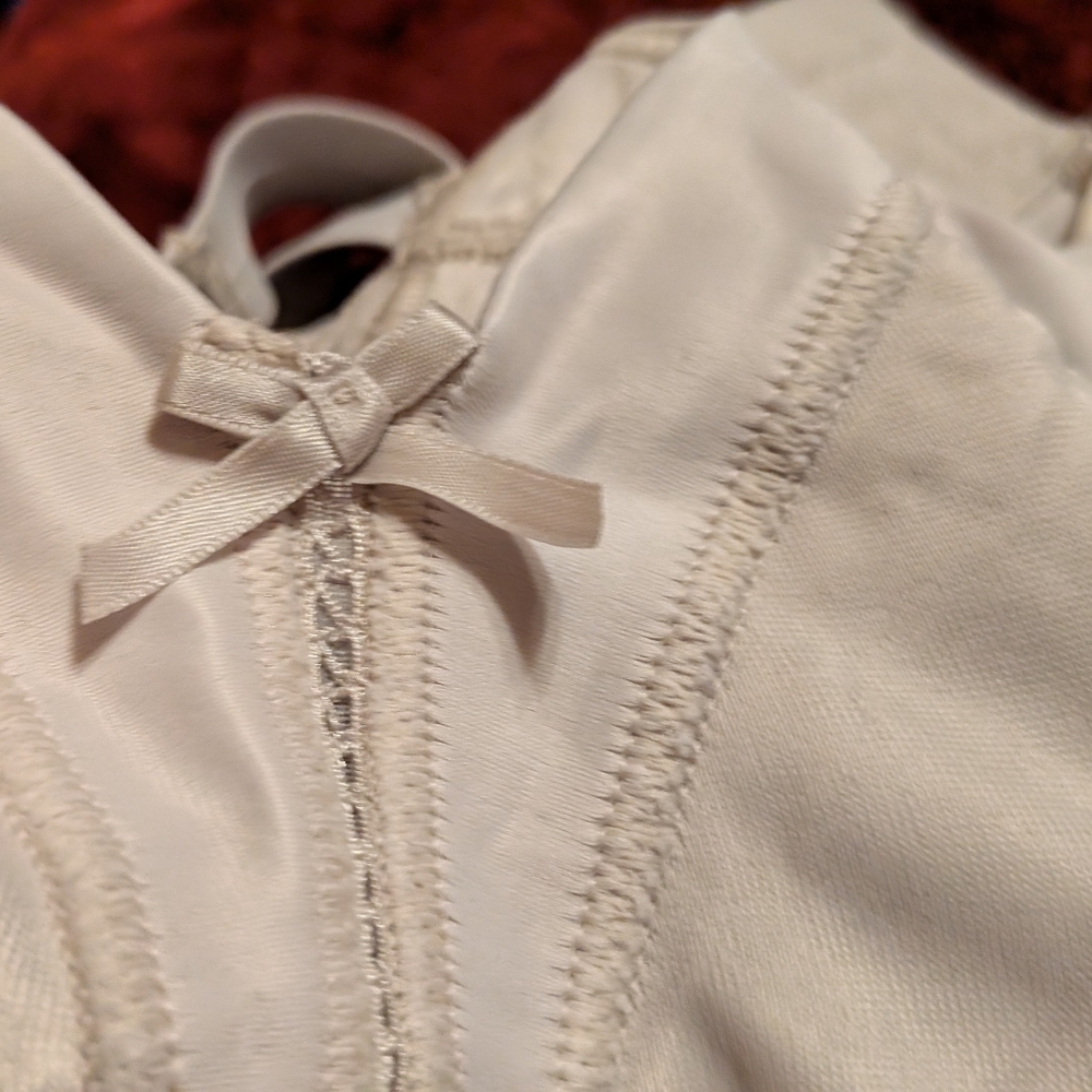 Elegant Creme Satin Lingerie with Bow